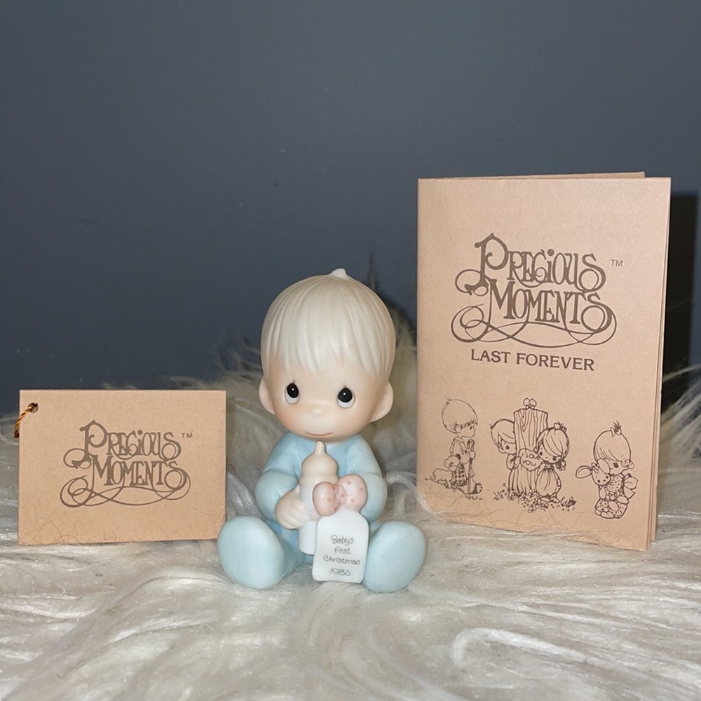 PRECIOUS MOMENTS Baby’s First Christmas